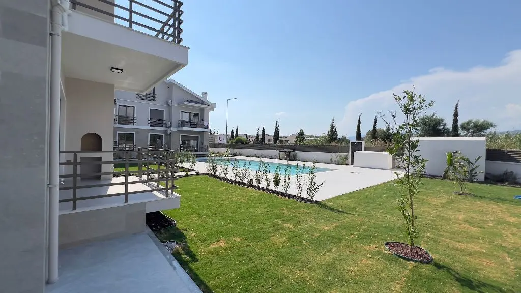 Complex in Calis